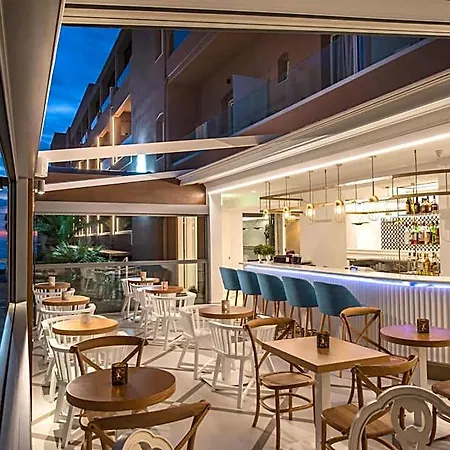 Hotel Mari Kristin 4*