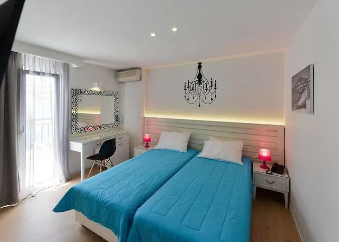 Mari Kristin (adults Only) 4*